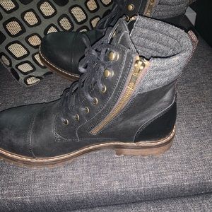 Men’s leather winter boots